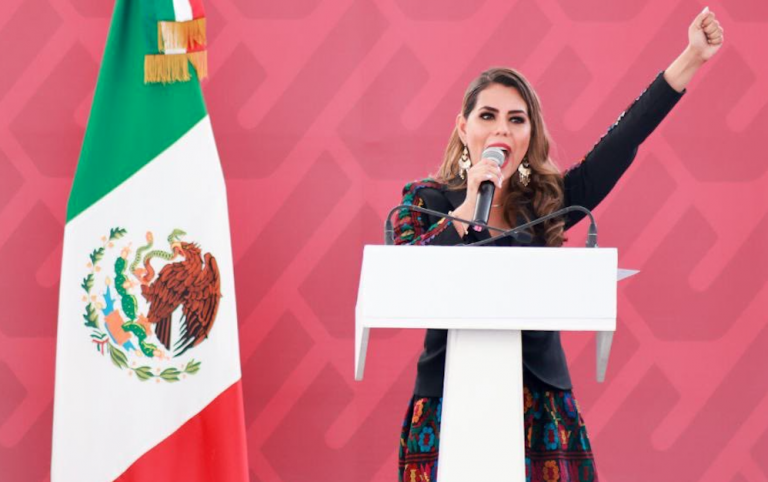 Evelyn Salgado también participó en el "Encuentro de Mujeres por la Transformación".