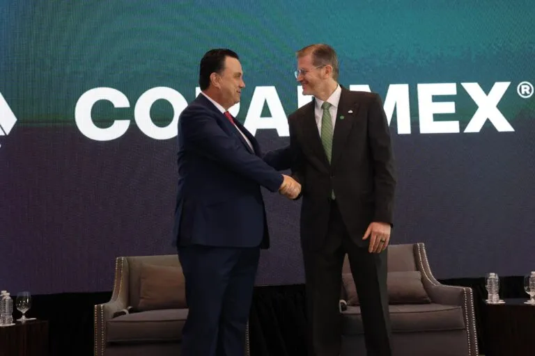Rezago institucional en México amenaza éxito del nearshoring y T-MEC