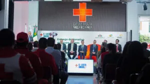 Banco Azteca entrega 4 millones a la Cruz Roja por Colecta