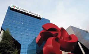 Banco Azteca y Grupo Salinas respaldan con recibos pagos al SAT